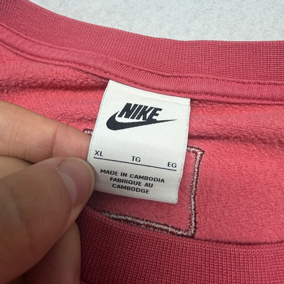 Nike Cropped Sweatshirt Big Logo Center Swoosh Fleece Pullover Red Pink Women XL - Picture 6 of 13